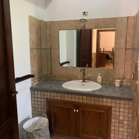 Parisi Con Piscina 시라쿠사