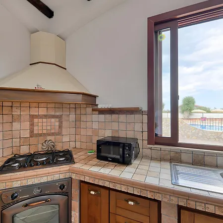 Parisi Con Piscina 빌라