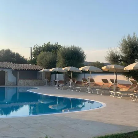 Parisi Con Piscina