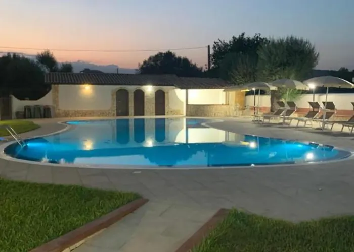 Parisi Con Piscina *