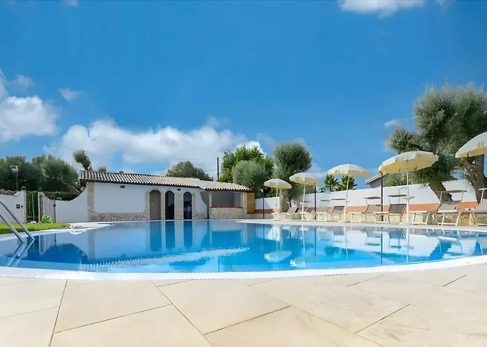 Parisi Con Piscina * Syracuse