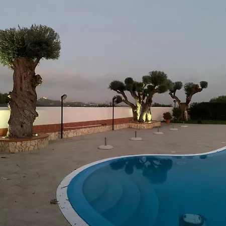 Villa Parisi Con Piscina Syracuse