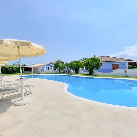 Villa Parisi Con Piscina Syracuse